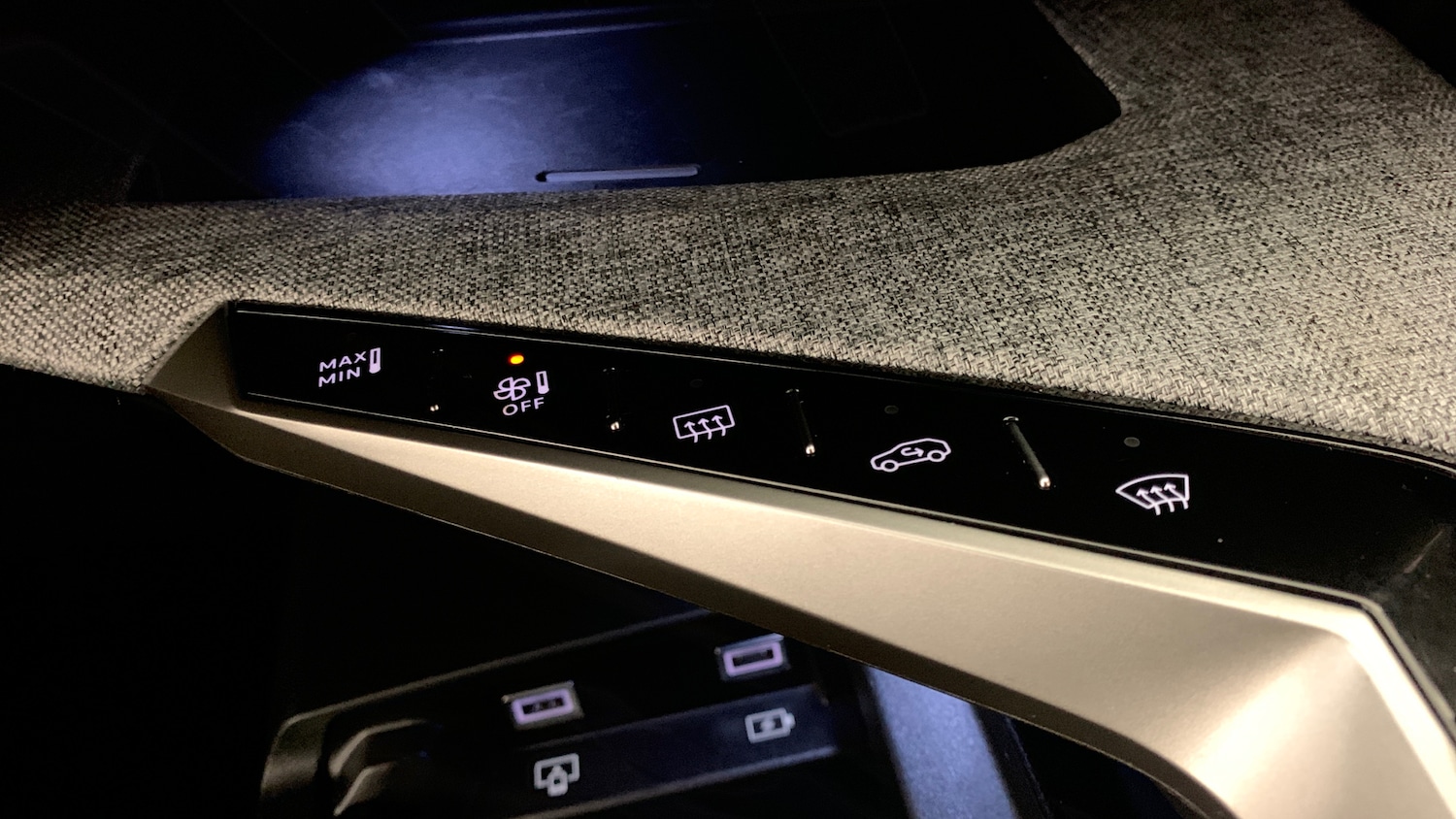 Used Peugeot 3008 2025 for sale - 77626870: Photo 36