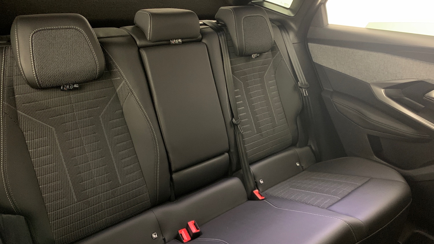 Used Peugeot 3008 2025 for sale - 77626870: Photo 8