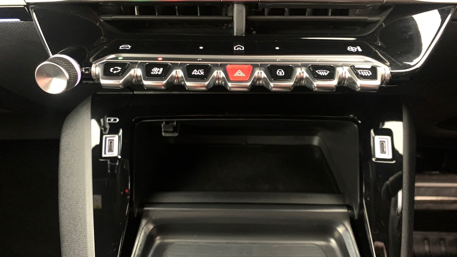 Used Peugeot 2008 2025 for sale - 76574469: Photo 30