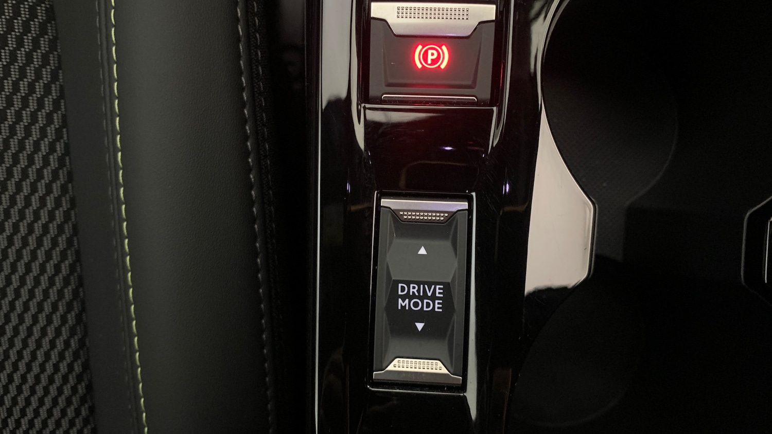 Used Peugeot 2008 2025 for sale - 76574469: Photo 32