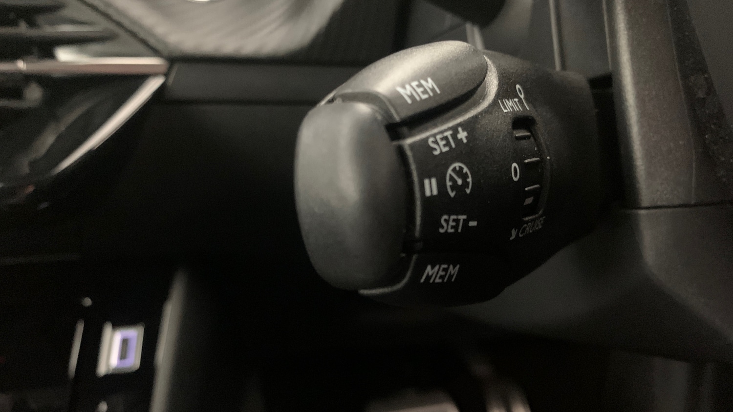 Used Peugeot 2008 2025 for sale - 76574469: Photo 36