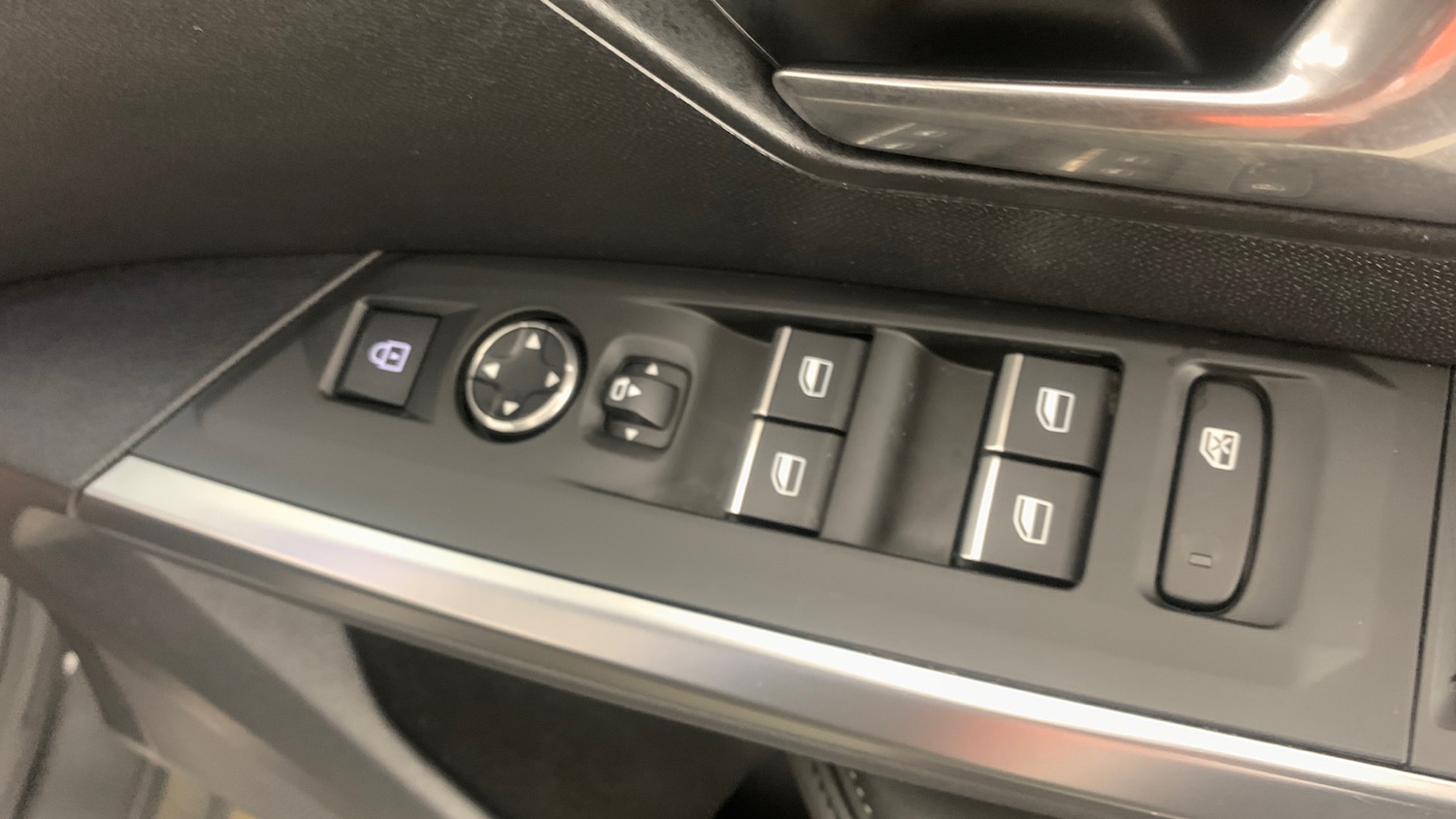 Used Peugeot 3008 2024 for sale - 78102223: Photo 39