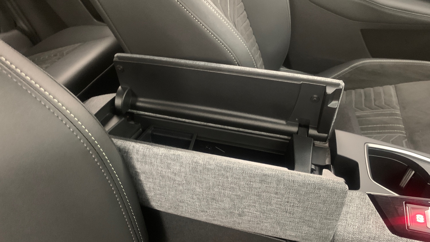 Used Peugeot 3008 2024 for sale - 78102223: Photo 51