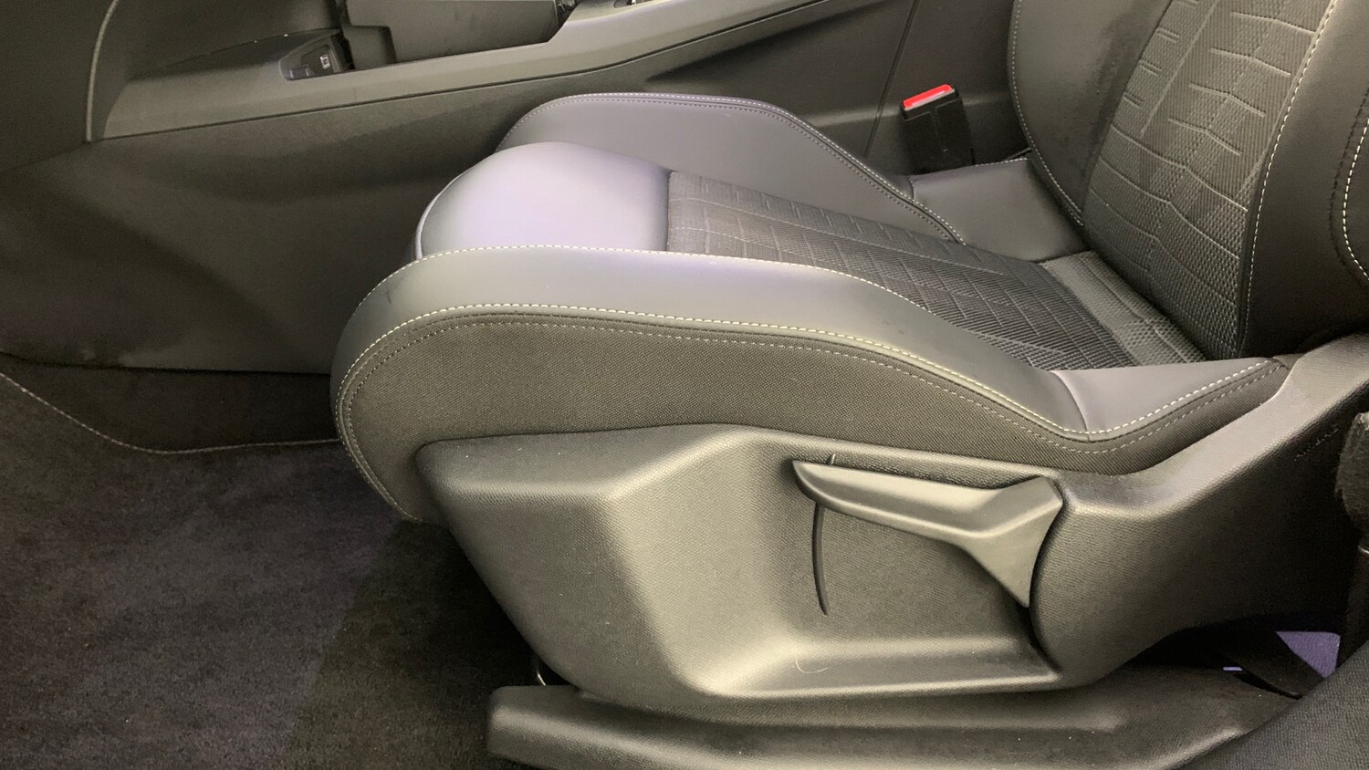 Used Peugeot 3008 2025 for sale - 77926663: Photo 45