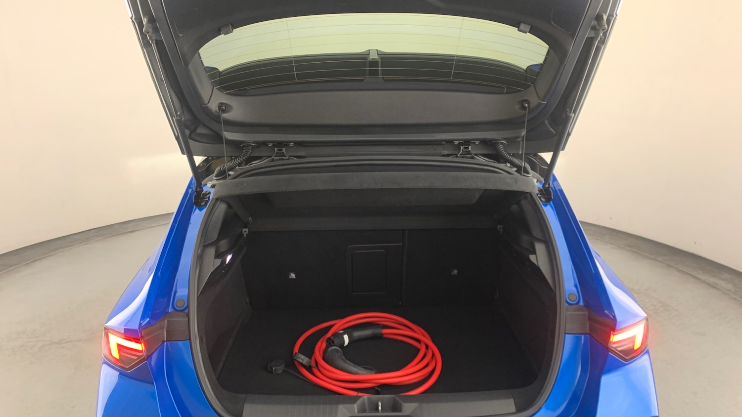 Used Vauxhall Astra 2023 for sale - 76486461: Photo 5