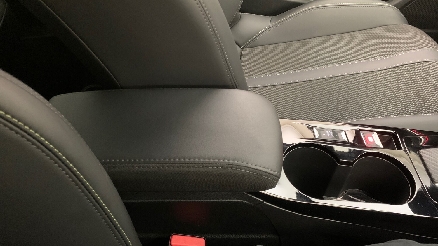 Used Peugeot 2008 2025 for sale - 77854981: Photo 55