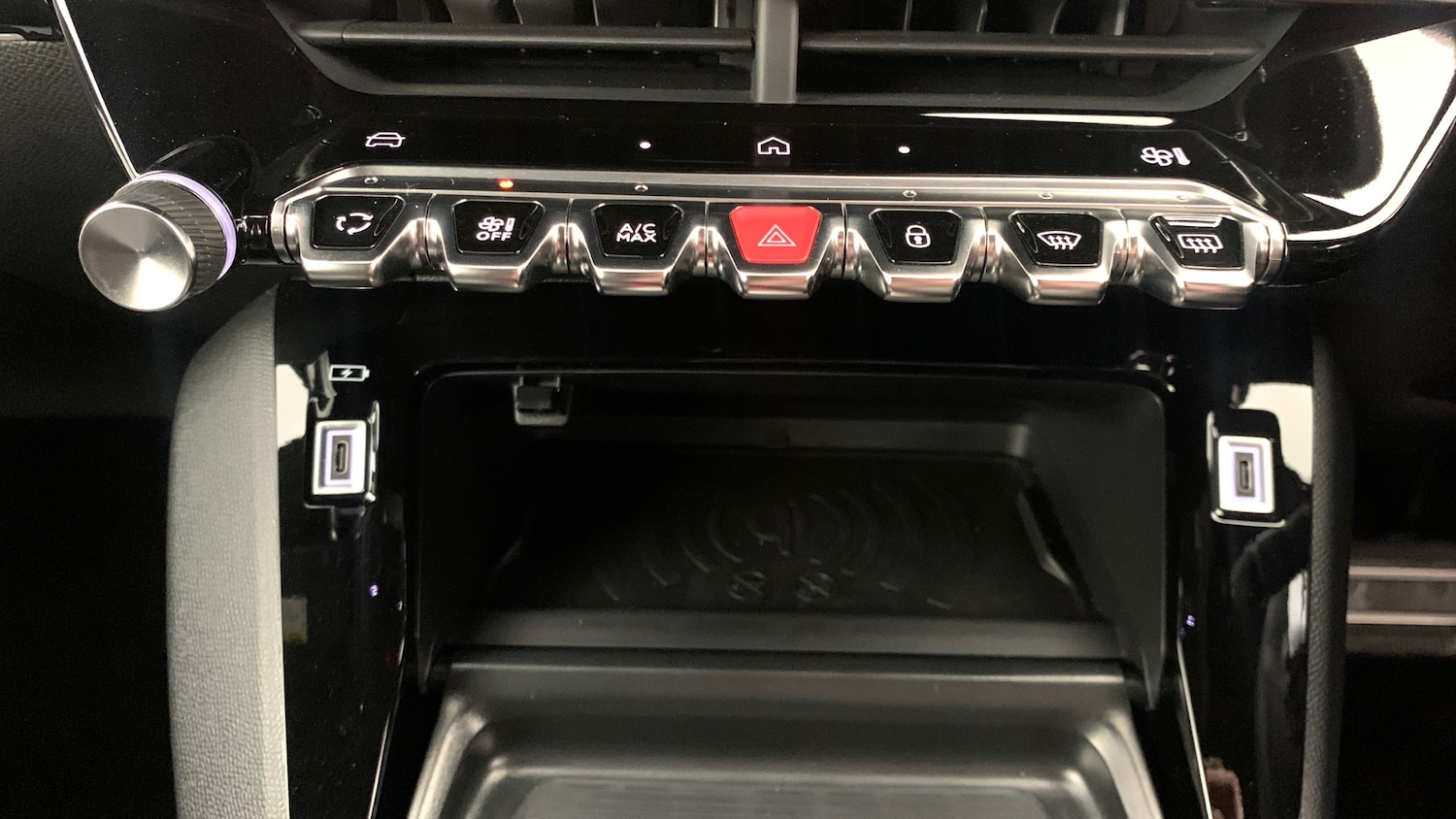 Used Peugeot 2008 2024 for sale - 76486420: Photo 30