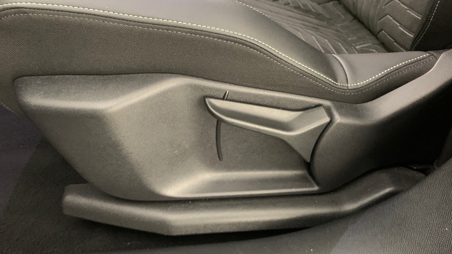 Used Peugeot 5008 2024 for sale - 77724558: Photo 64