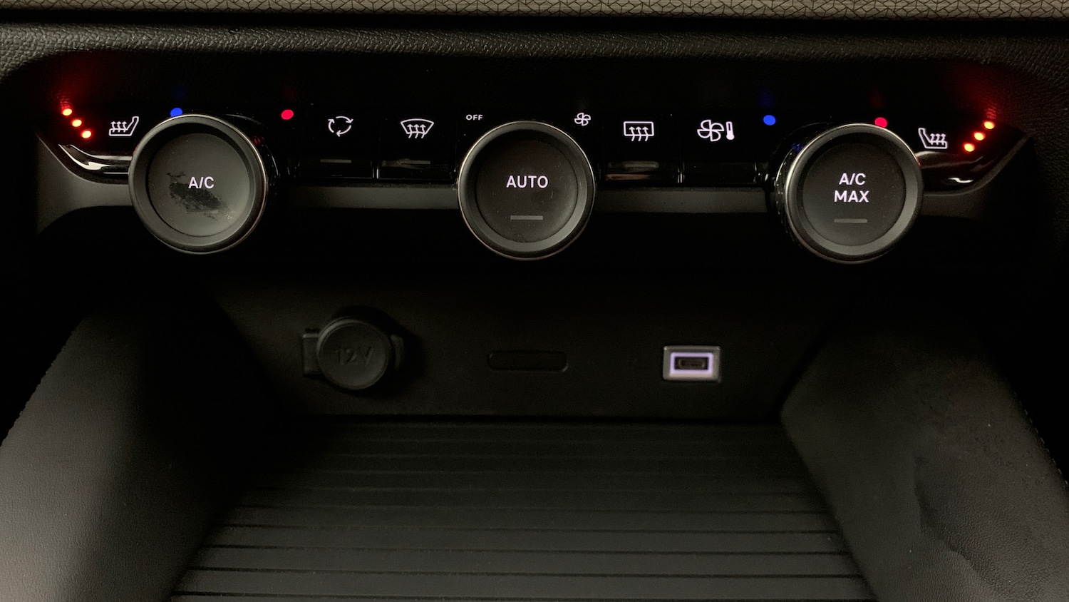 Used Citroen C5 X 2024 for sale - 76389580: Photo 32