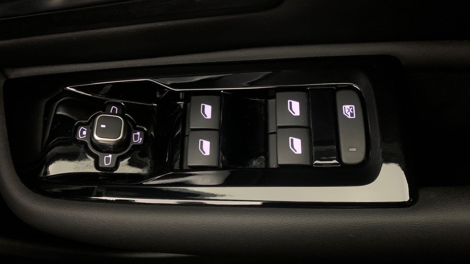 Used Citroen C5 X 2024 for sale - 76389580: Photo 40