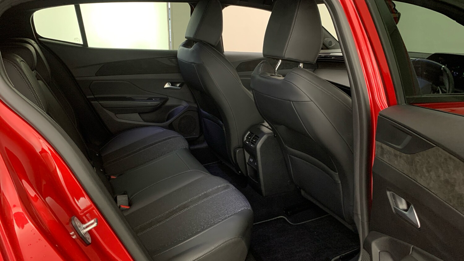 Used Peugeot 408 2025 for sale - 78206004: Photo 63