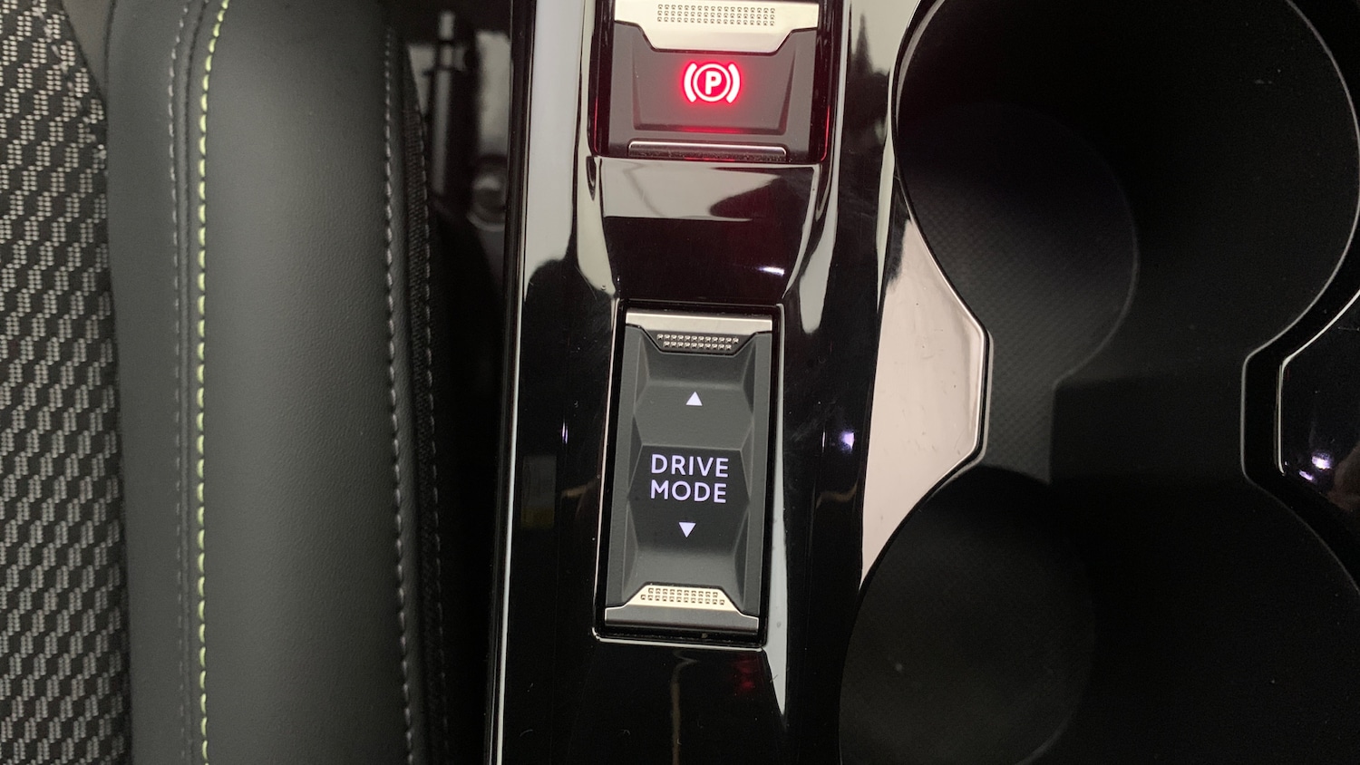 Used Peugeot 208 2025 for sale - 76586423: Photo 32