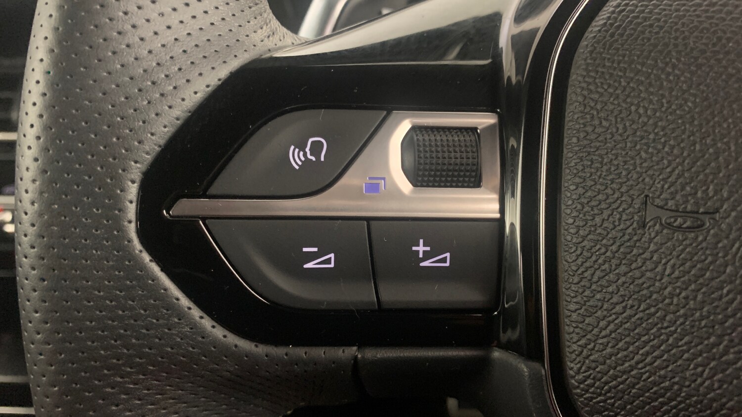 Used Peugeot 2008 2025 for sale - 77551326: Photo 19