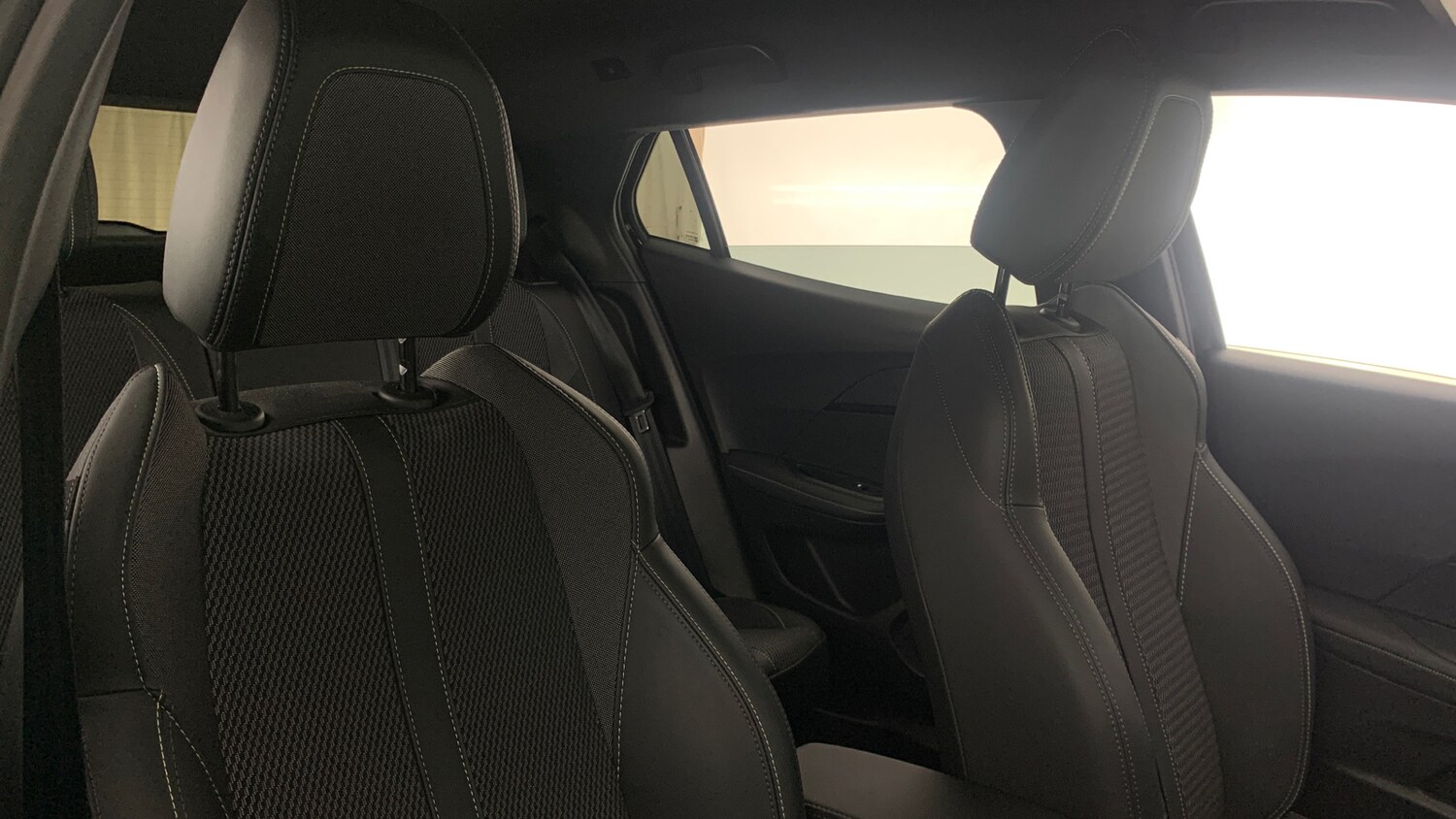 Used Peugeot 2008 2025 for sale - 77551326: Photo 39