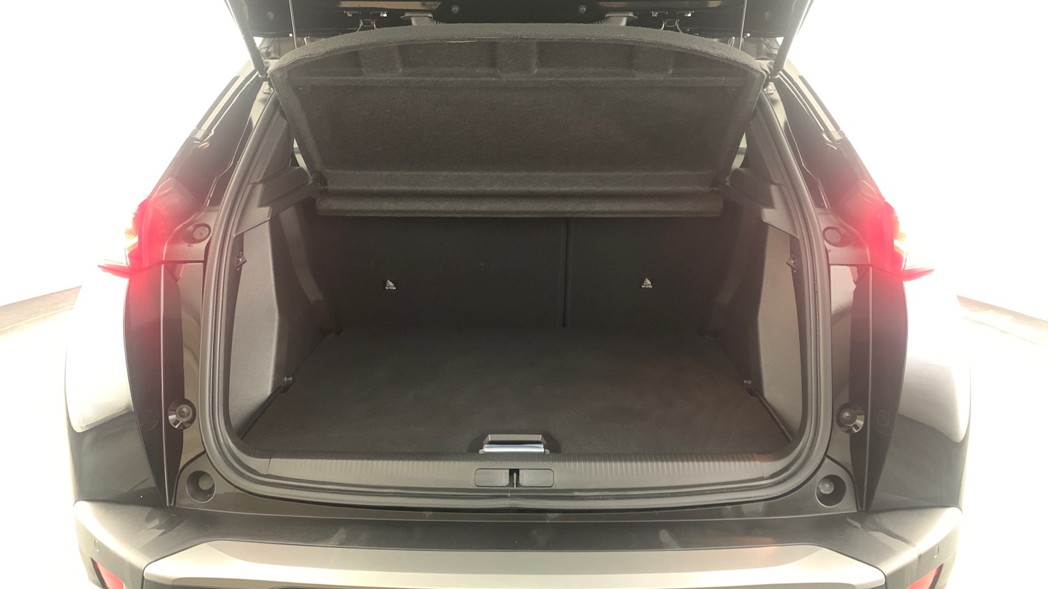 Used Peugeot 2008 2025 for sale - 77551326: Photo 5