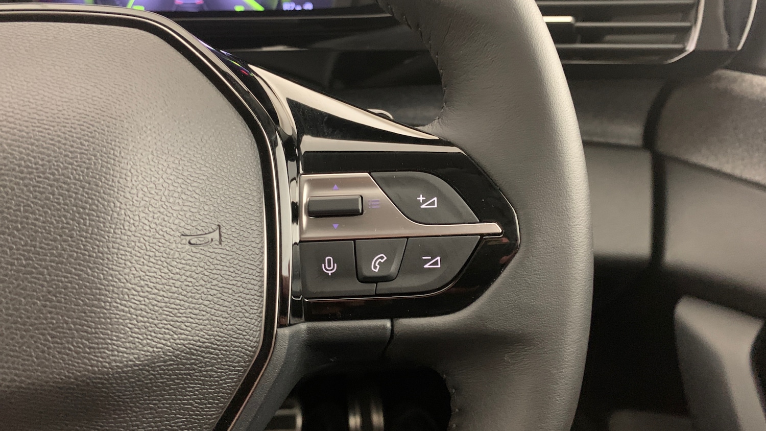 Used Peugeot 308 SW 2024 for sale - 76887949: Photo 18