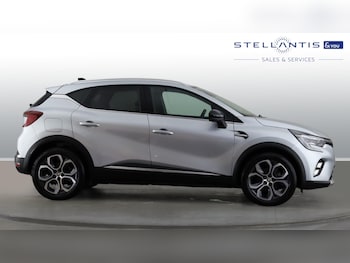 Used Renault Captur 2023 for sale - 78505452: Photo