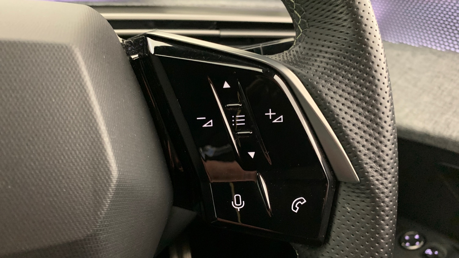 Used Peugeot 3008 2024 for sale - 76433773: Photo 18