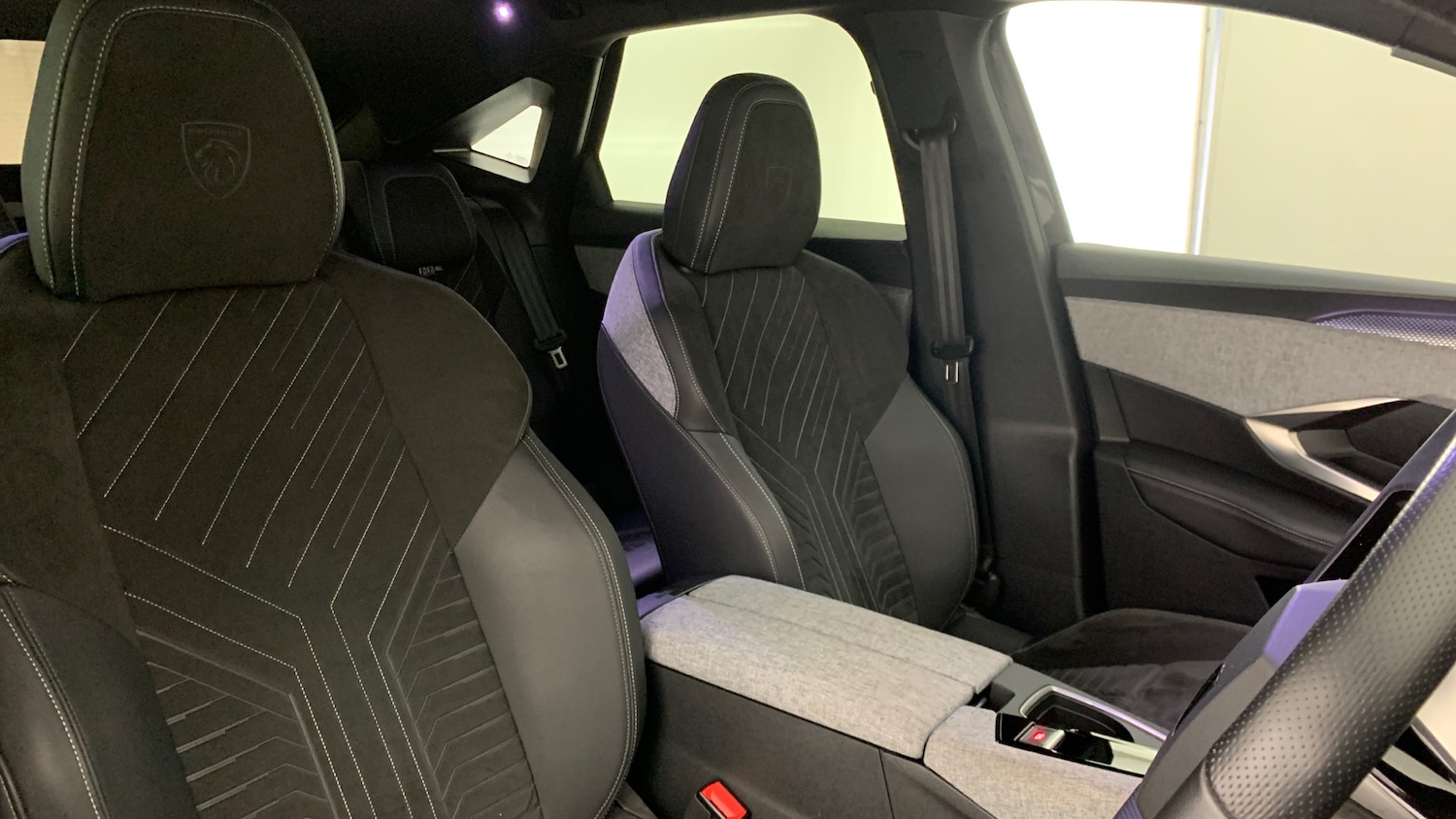 Used Peugeot 3008 2024 for sale - 76433773: Photo 43