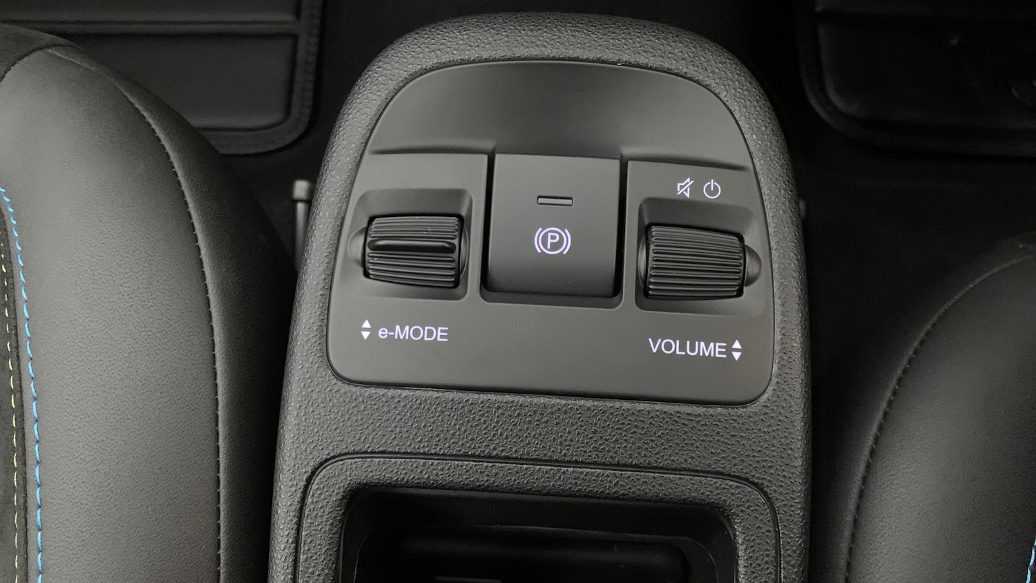 Used Abarth 500 2024 for sale - 76608947: Photo 36