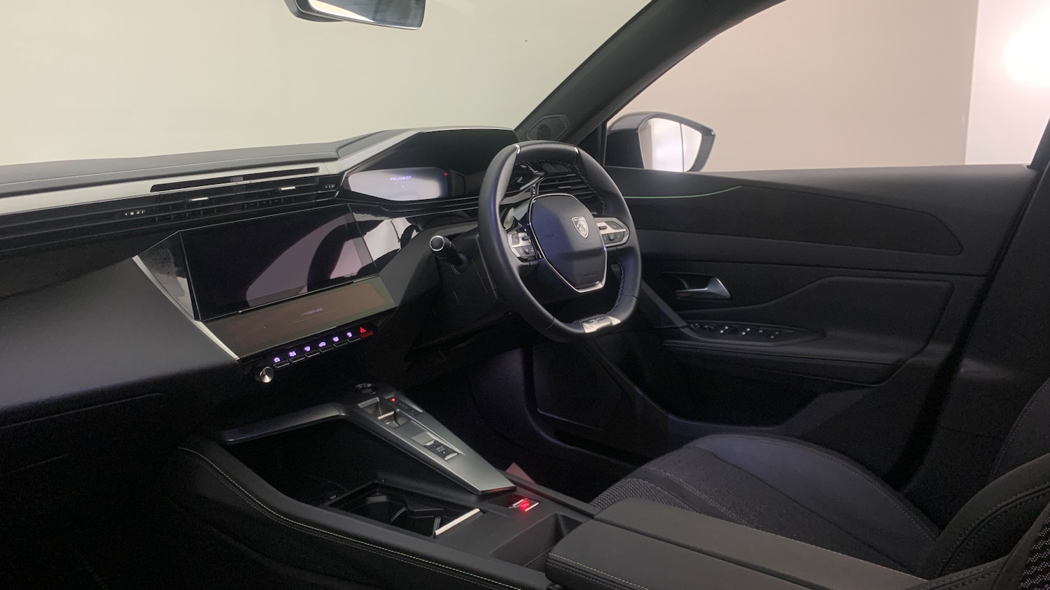 Used Peugeot 408 2025 for sale - 77825850: Photo 2