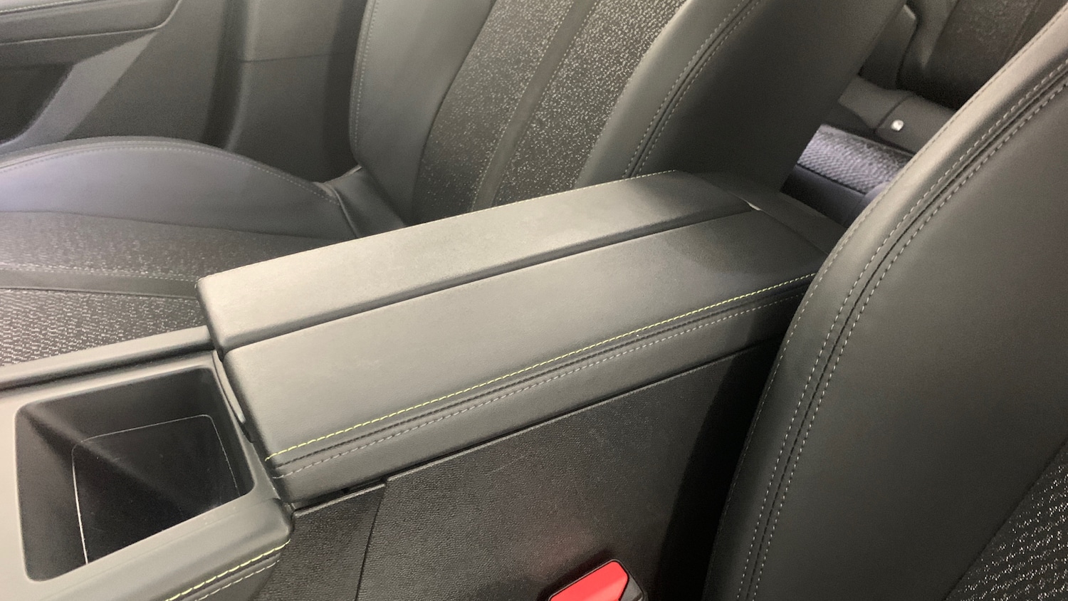 Used Peugeot 408 2025 for sale - 77825850: Photo 54