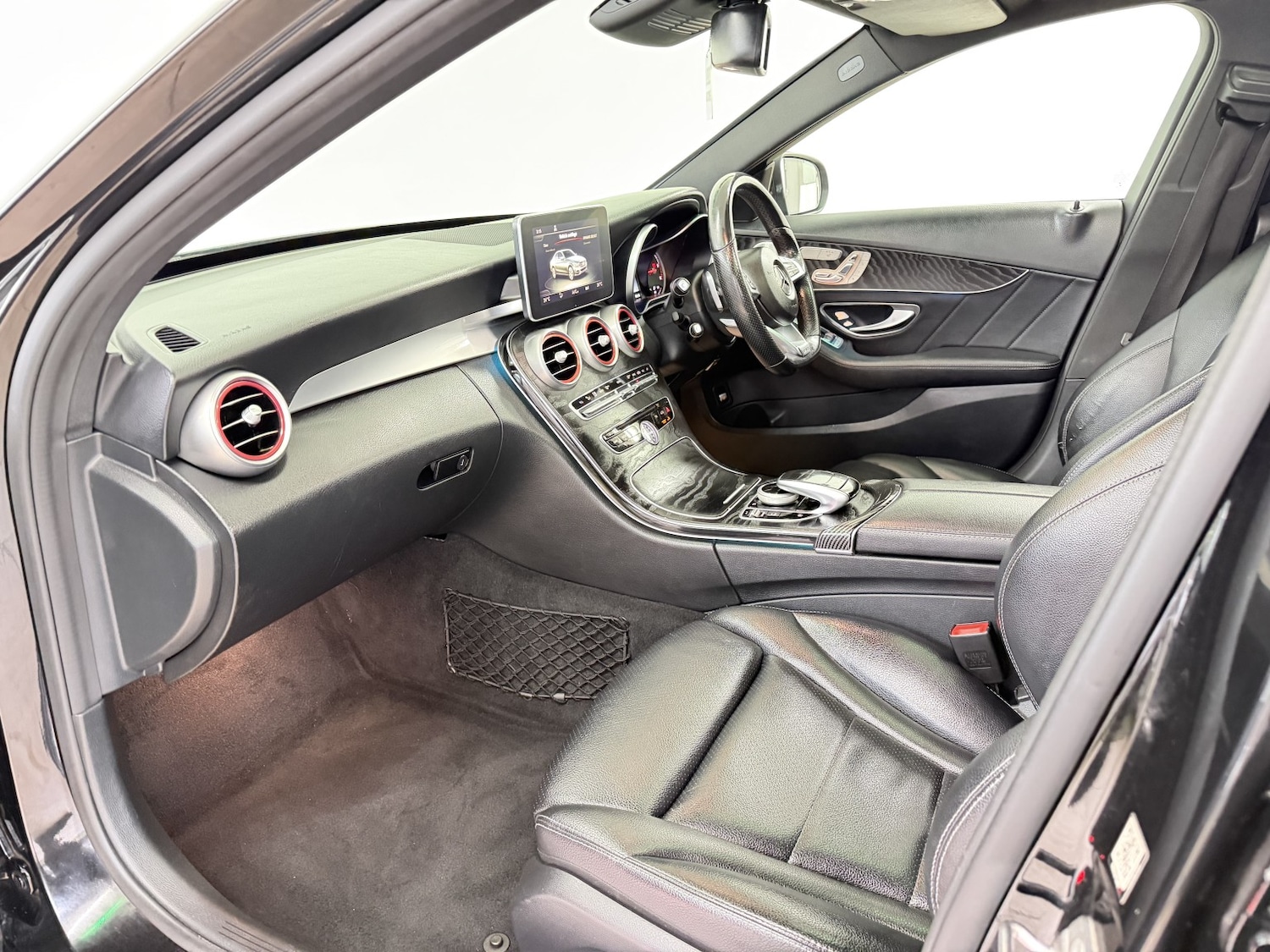 Used Mercedes-Benz C Class 2016 for sale - 77251254: Photo 12