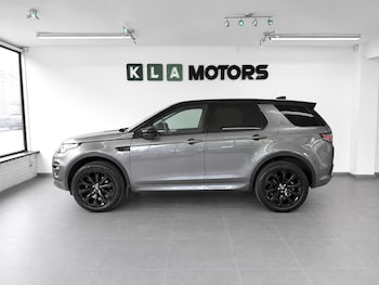 Used Land Rover Discovery Sport 2017 for sale - 79531784: Photo