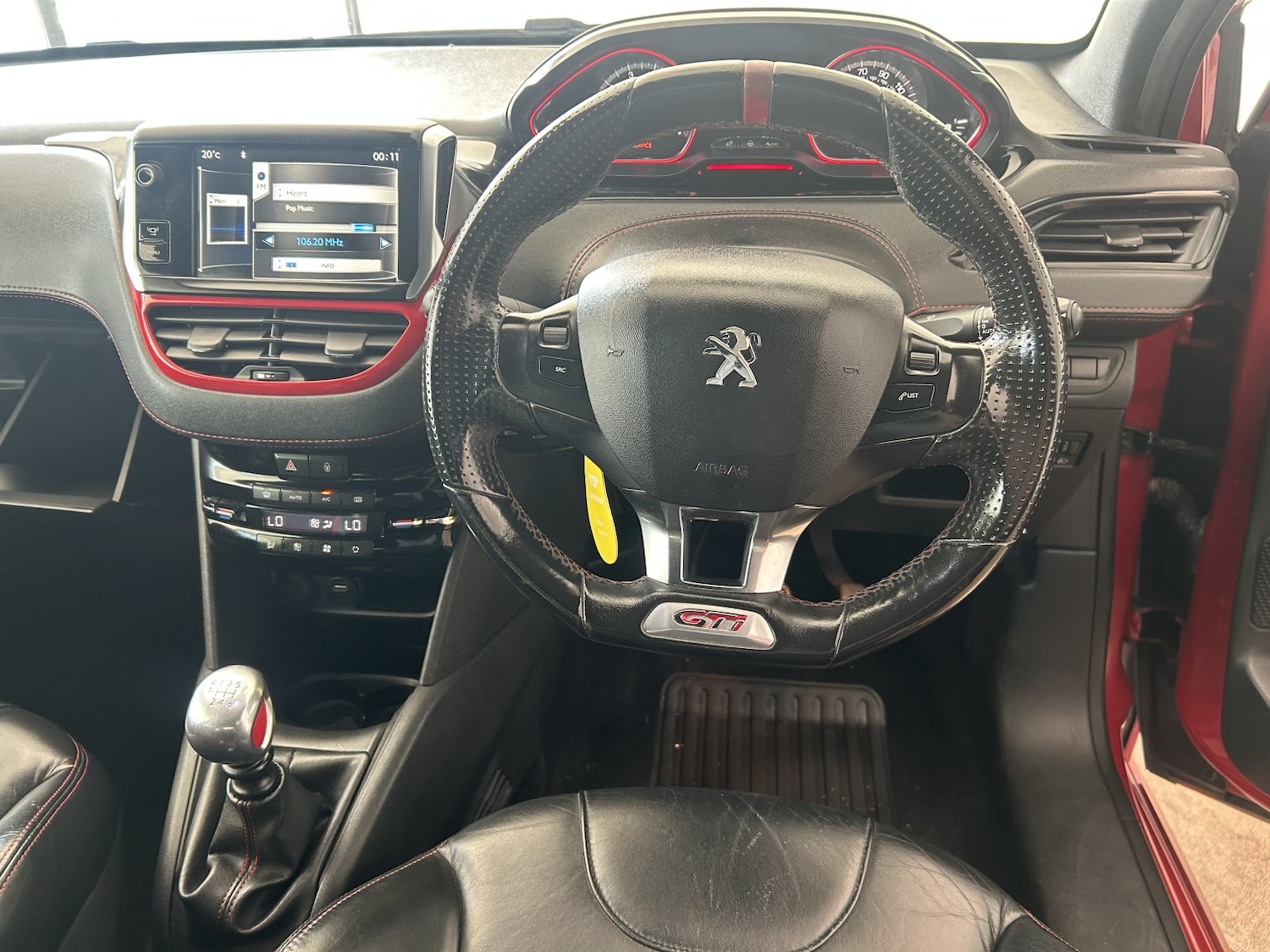 Used Peugeot 208 2013 for sale - 77357248: Photo 9