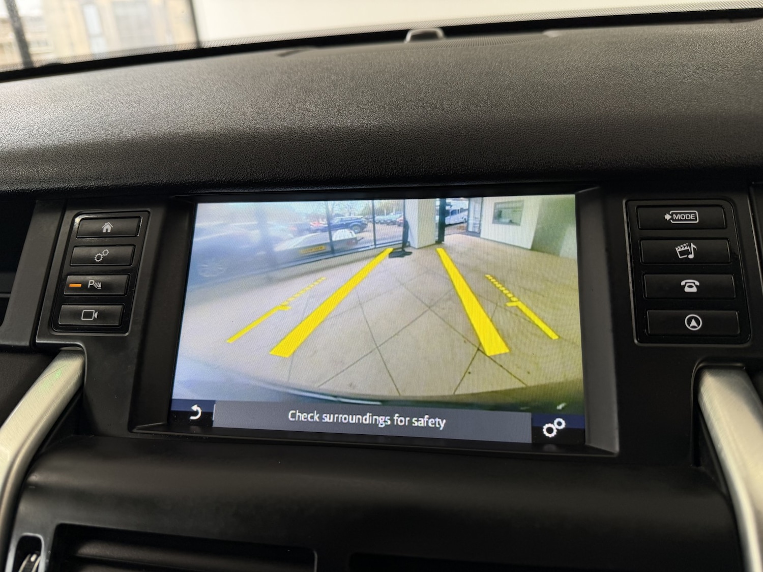 Used Land Rover Discovery Sport 2018 for sale - 77774786: Photo 15