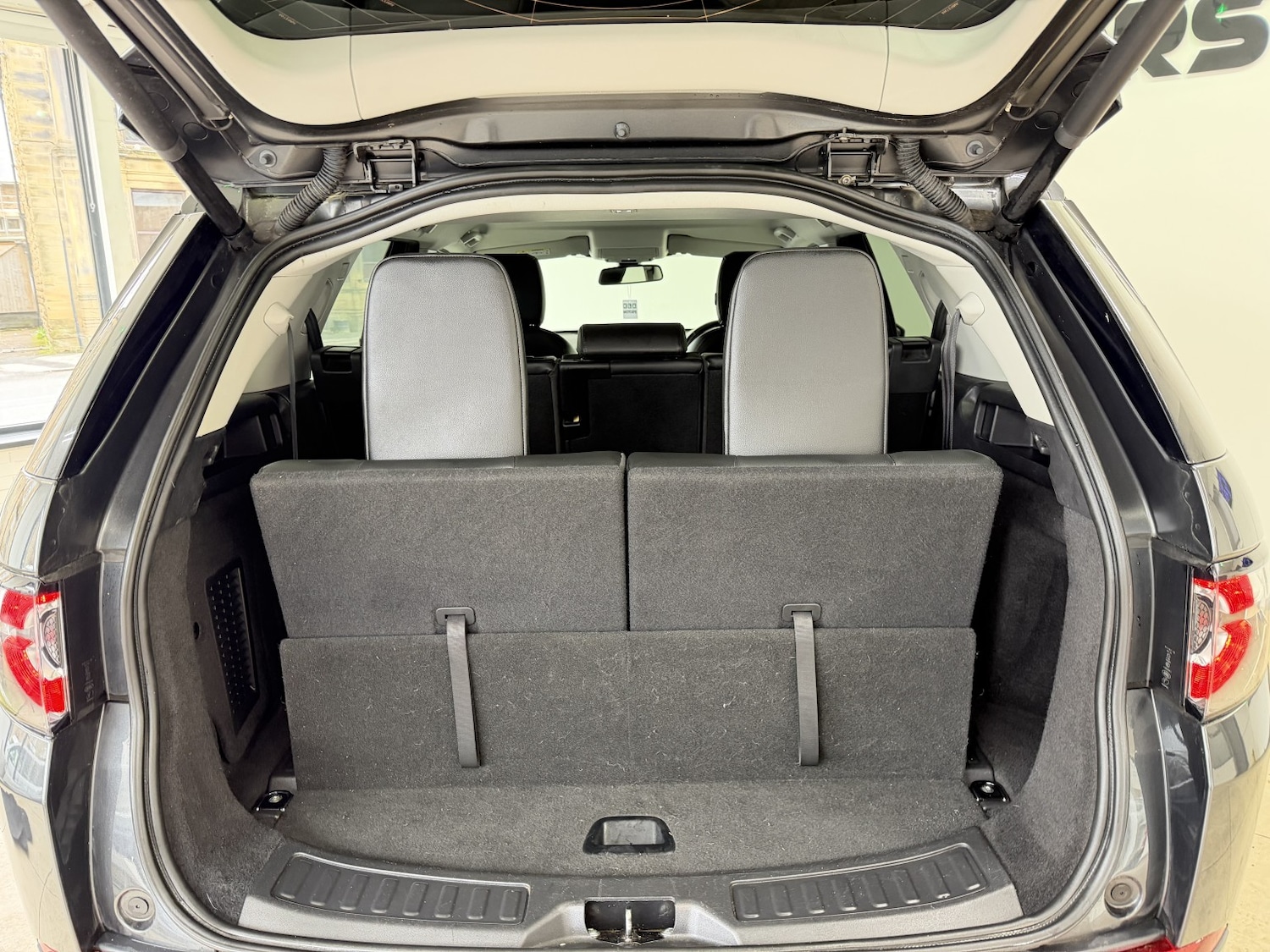 Used Land Rover Discovery Sport 2018 for sale - 77774786: Photo 21