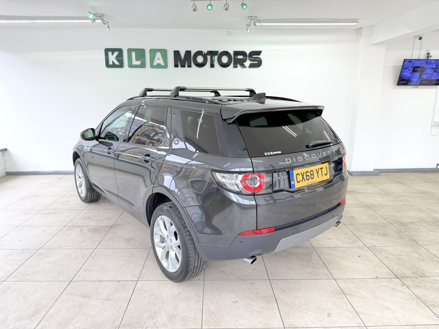Used Land Rover Discovery Sport 2018 for sale - 77774786: Photo 3