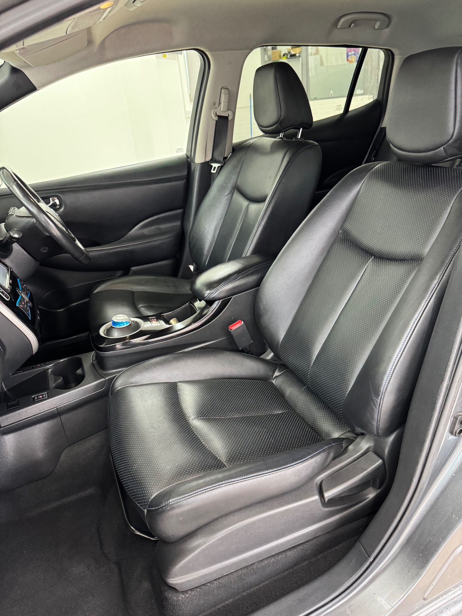 Used Nissan Leaf 2014 for sale - 76104428: Photo 11