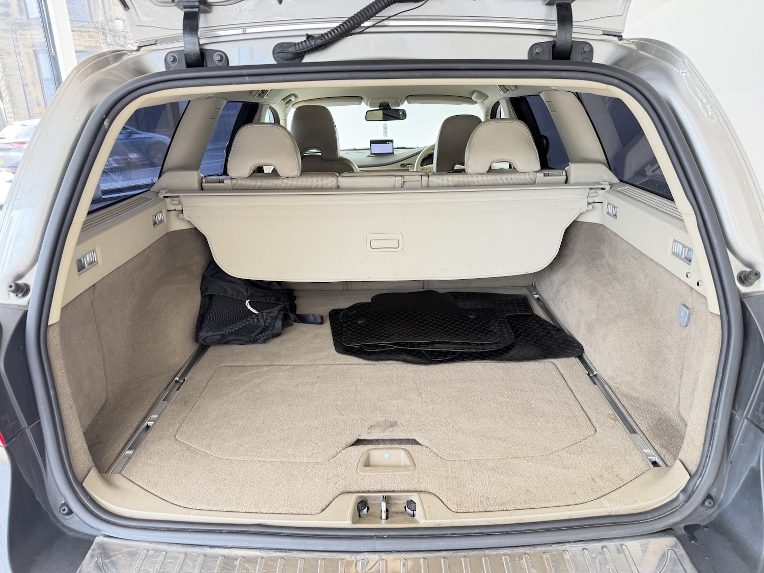 Used Volvo XC70 2008 for sale - 77938025: Photo 21