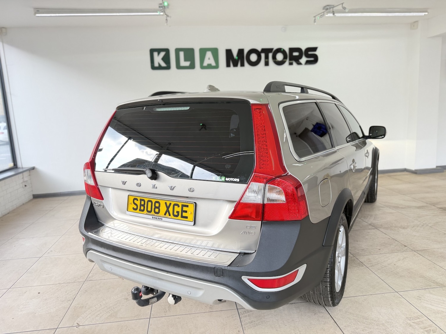 Used Volvo XC70 2008 for sale - 77938025: Photo 4