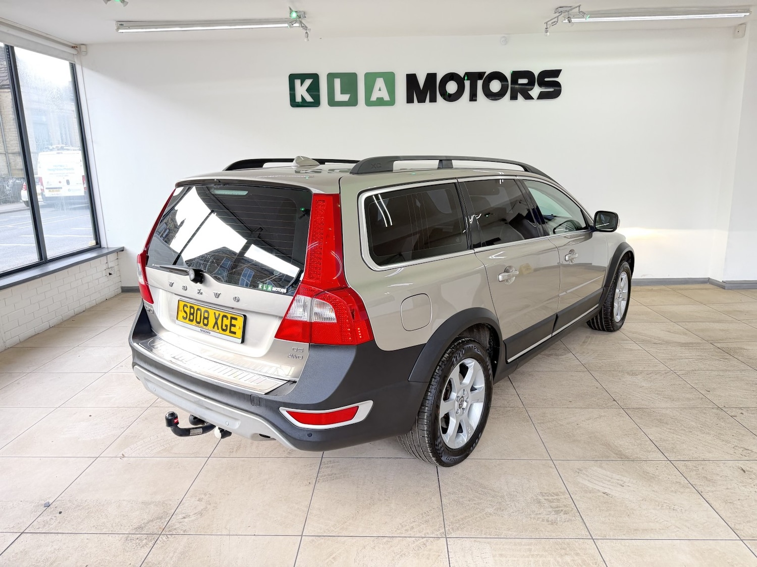 Used Volvo XC70 2008 for sale - 77938025: Photo 5
