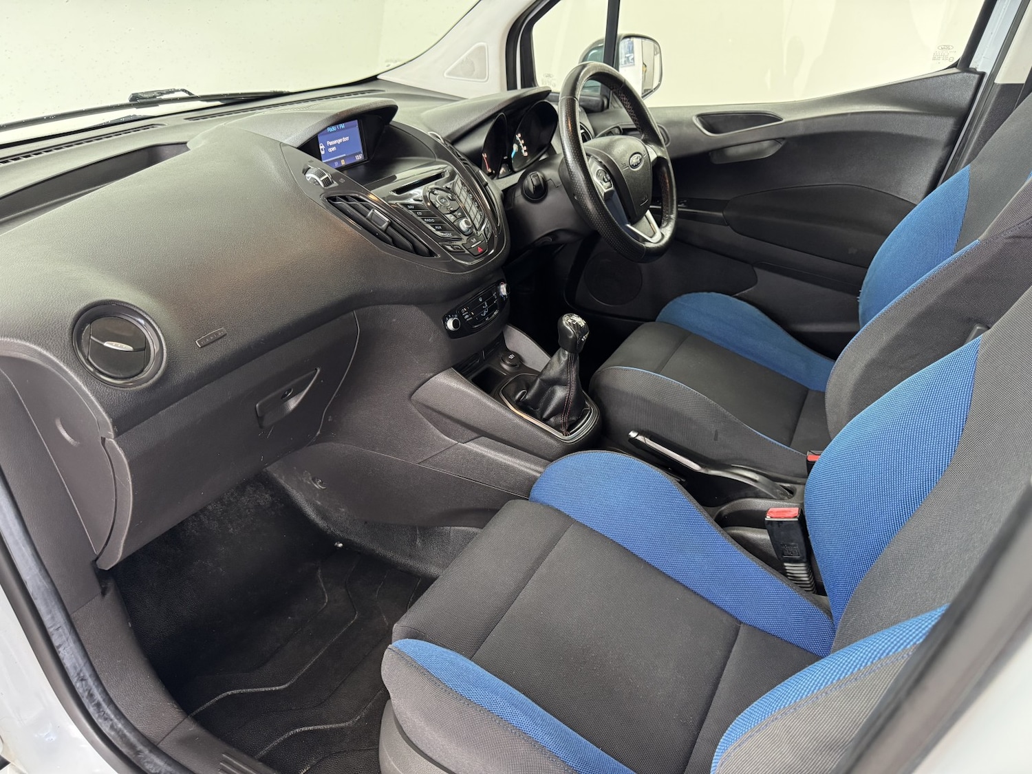 Used Ford Transit Courier 2017 for sale - 76358036: Photo 11