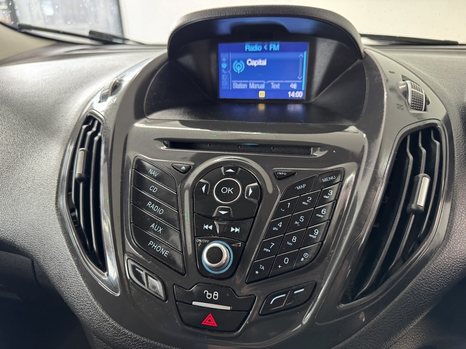 Used Ford Transit Courier 2017 for sale - 76358036: Photo 13