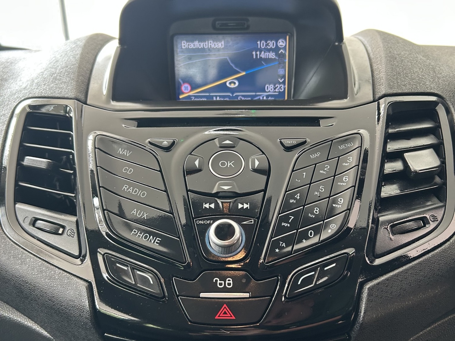 Used Ford Fiesta 2016 for sale - 76242896: Photo 12