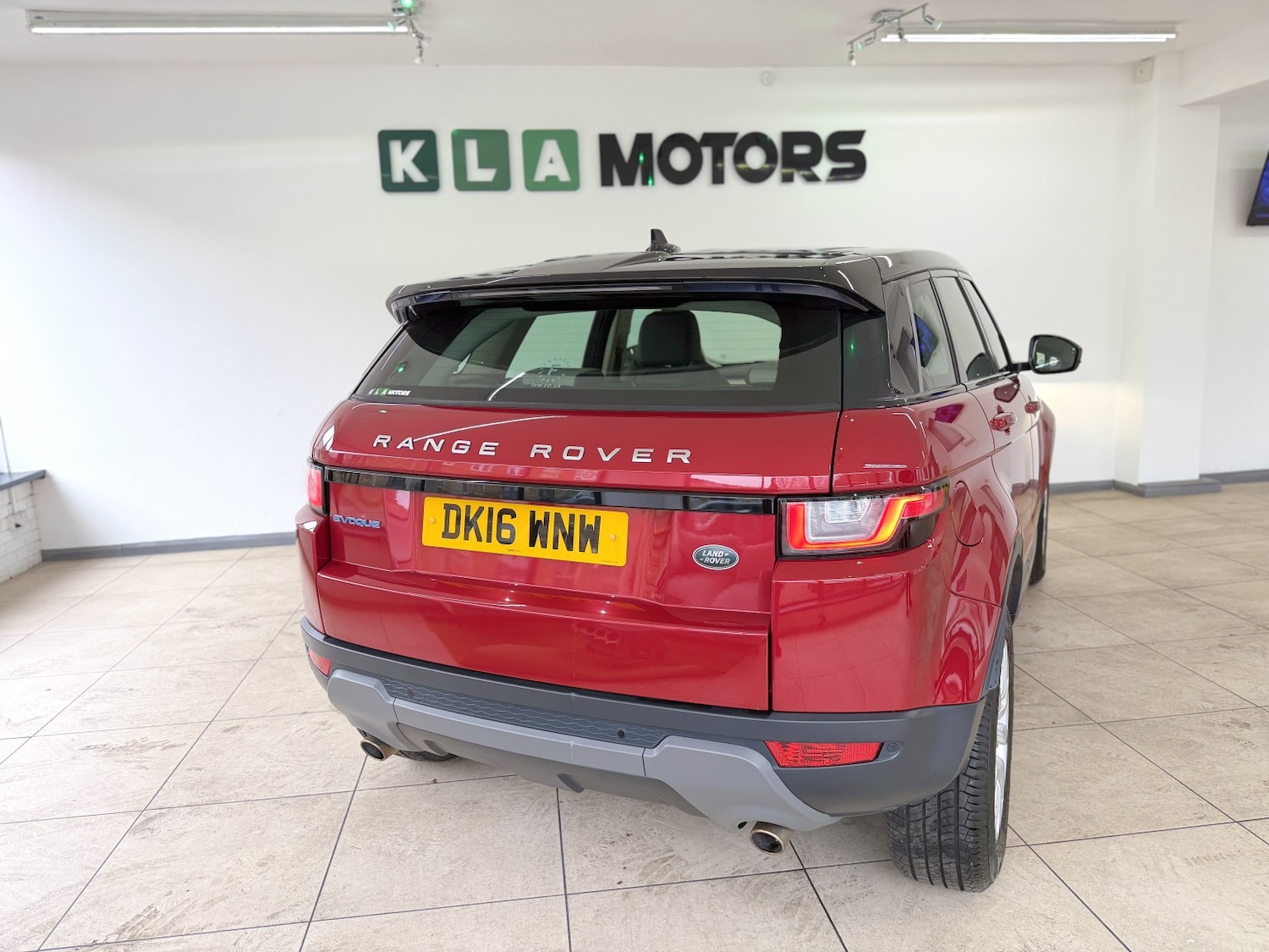 Used Land Rover Range Rover Evoque 2016 for sale - 77687651: Photo 4