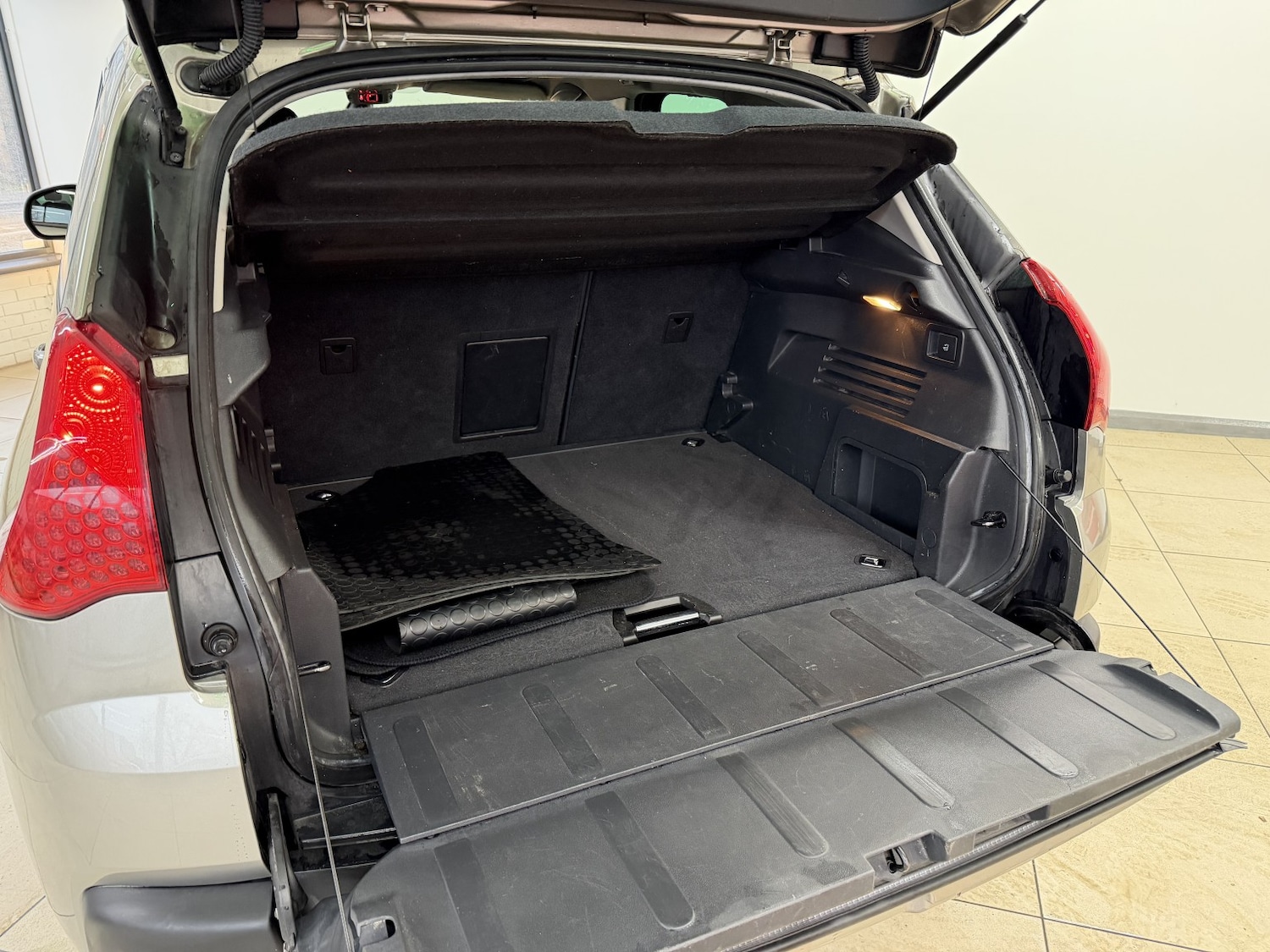 Used Peugeot 3008 2012 for sale - 76725669: Photo 21