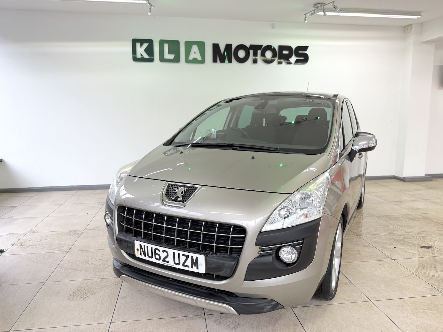 Used Peugeot 3008 2012 for sale - 76725669: Photo 8