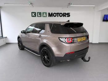 Used Land Rover Discovery Sport 2016 for sale - 79365475: Photo