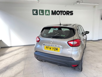 Used Renault Captur 2014 for sale - 75960465: Photo