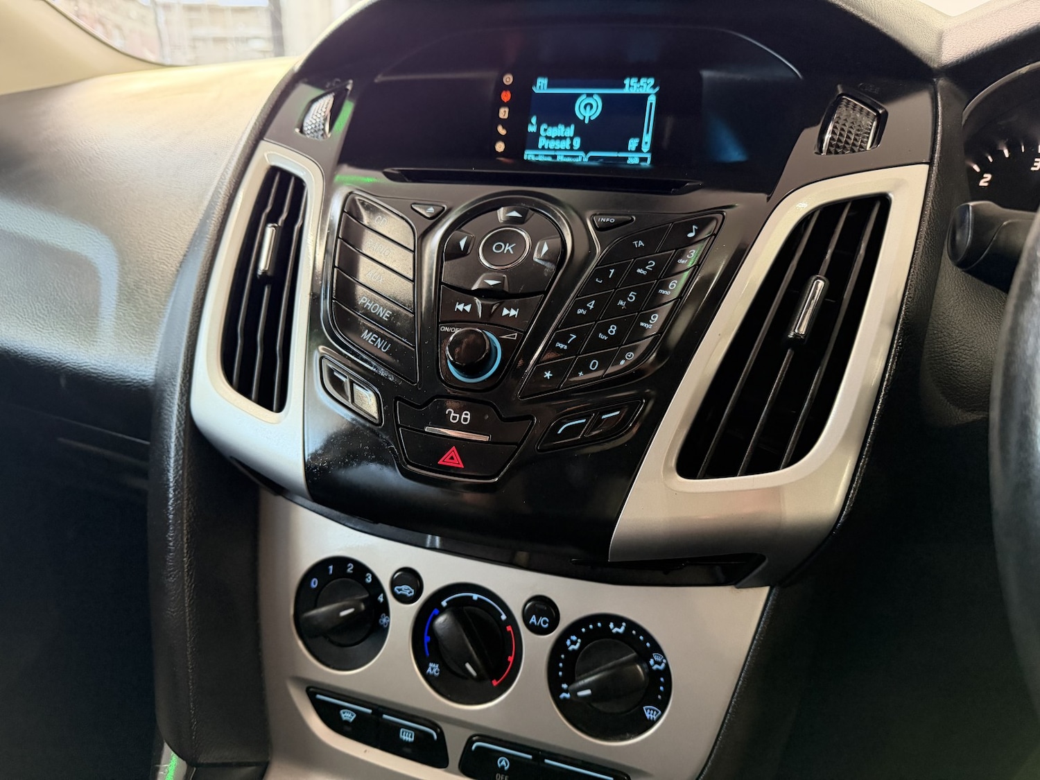 Used Ford Focus 2014 for sale - 76673277: Photo 13