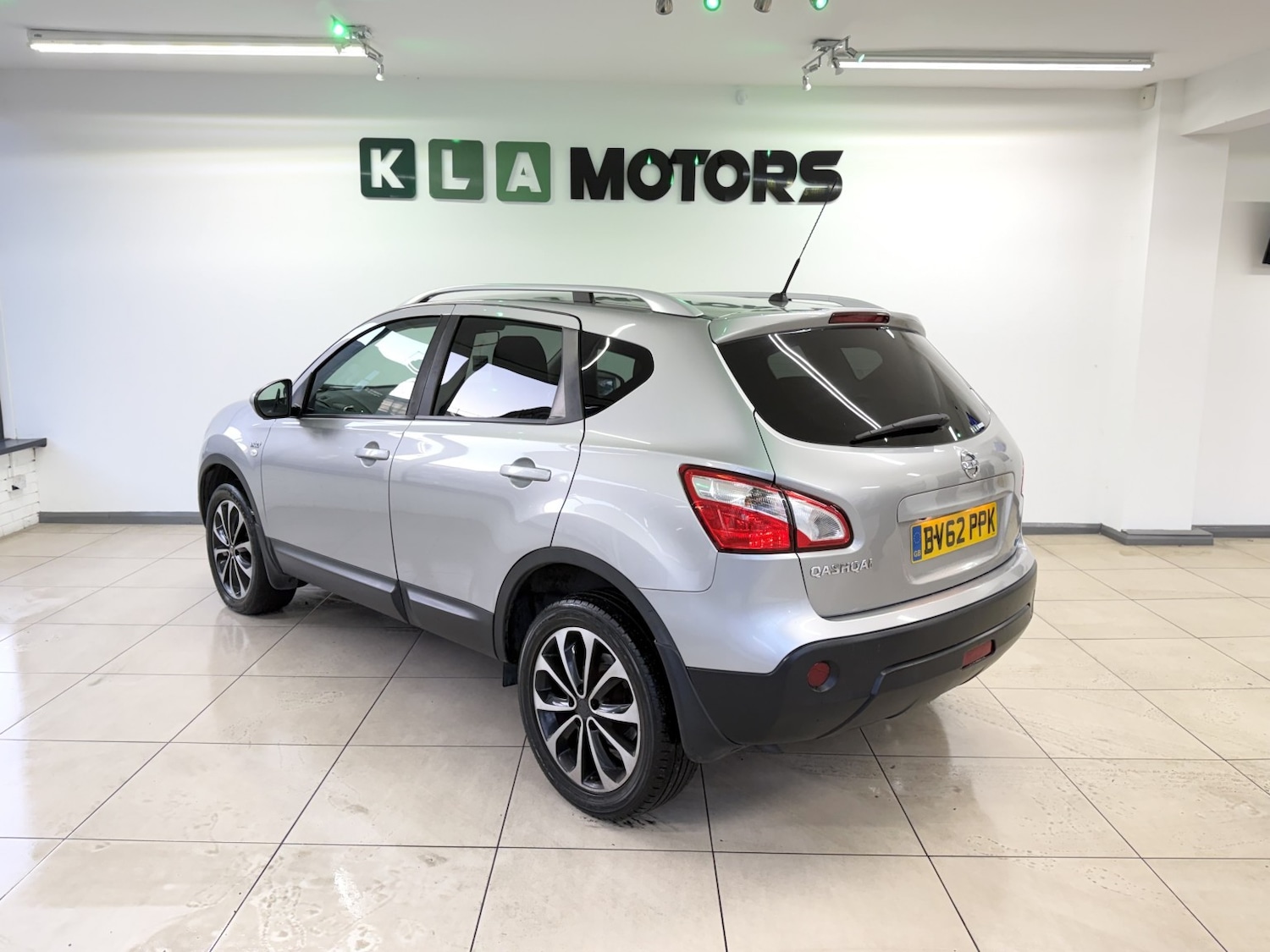 Used Nissan Qashqai 2012 for sale - 76631494: Photo 3