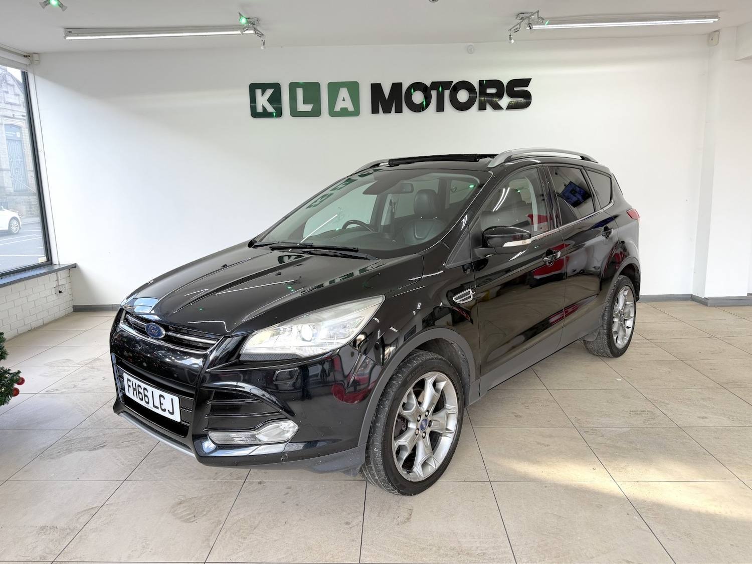 Used Ford Kuga 2016 for sale - 76692797: Photo 1