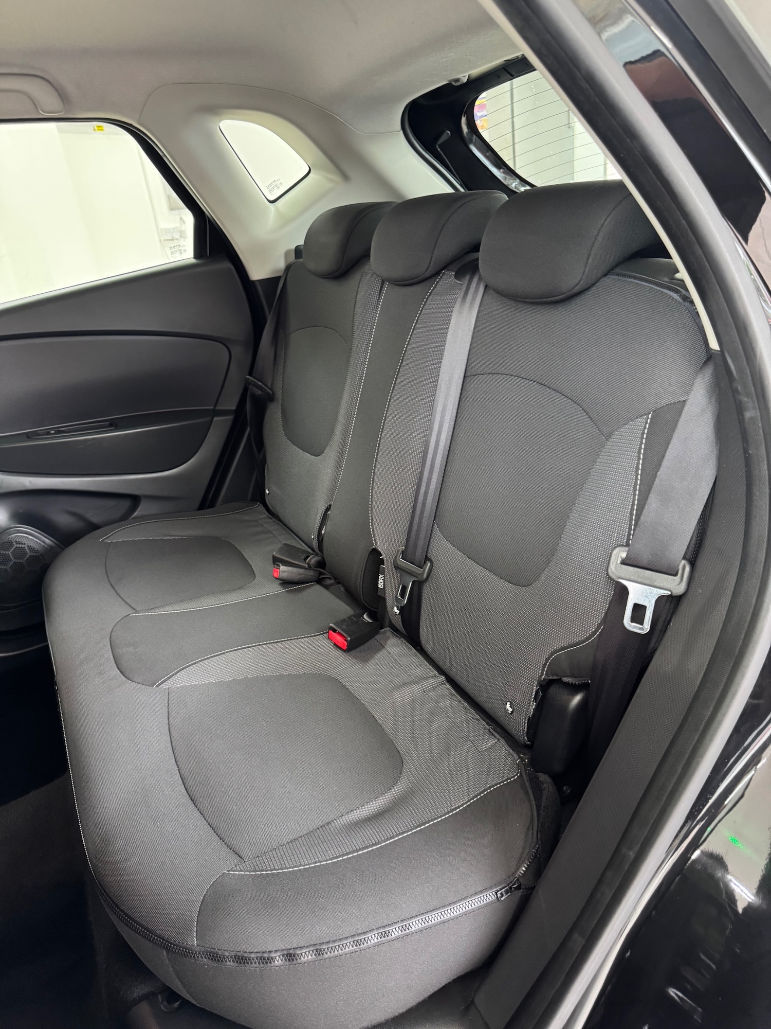 Used Renault Captur 2015 for sale - 76067744: Photo 17