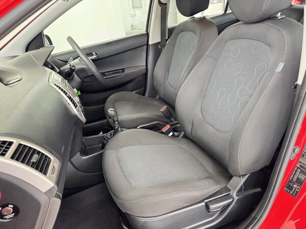 Used Hyundai i20 2011 for sale - 76293287: Photo 11