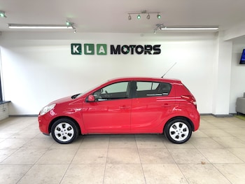 Used Hyundai i20 2011 for sale - 76293287: Photo 2